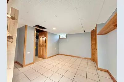 5816 W Greenleaf Avenue, Chicago, IL 60646 - Photo 15