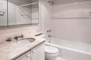 5415 N Sheridan Rd, Chicago, IL 60640 - Photo 11