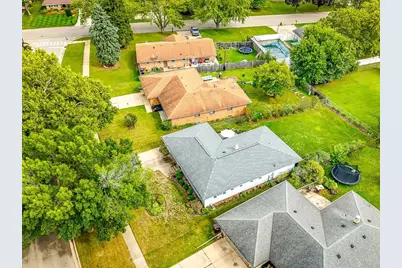 4015 Pleasant Valley Boulevard, Rockford, IL 61114 - Photo 33
