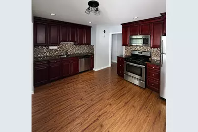 324 N Emerald Avenue, Mundelein, IL 60060 - Photo 5