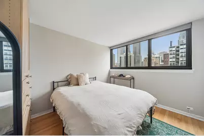 30 E Division Street #15C, Chicago, IL 60610 - Photo 17