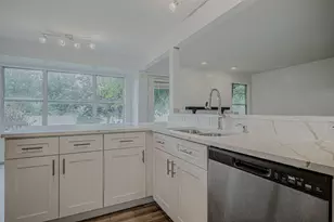 1449 Eliot Trail, Elgin, IL 60120 - Photo 5