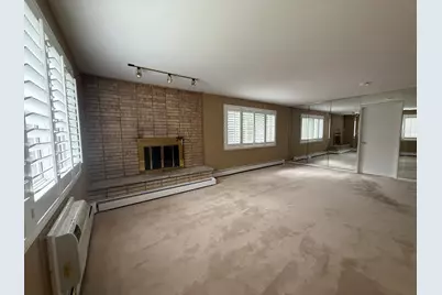950 Washington Boulevard #101, Oak Park, IL 60302 - Photo 9