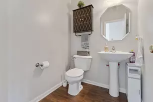 809 Brodhead Dr, Aurora, IL 60504 - Photo 15