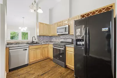 610 Lyon Court, Buffalo Grove, IL 60089 - Photo 5