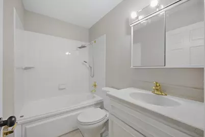 610 Lyon Court, Buffalo Grove, IL 60089 - Photo 11