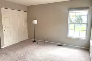 1510 W Remington Ln, Round Lake, IL 60073 - Photo 13