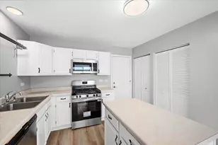 4233 Spring Lake Dr, Lake in the Hills, IL 60156 - Photo 13