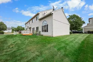 4233 Spring Lake Dr, Lake in the Hills, IL 60156 - Photo 27