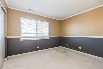 1006 Parkhill Circle #1006, Aurora, IL 60502 - Photo 11