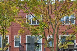 2835 N Wolcott Ave, Chicago, IL 60657 - Photo 1