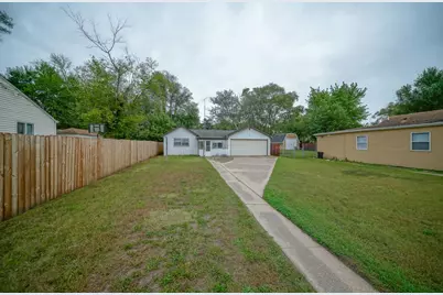 2726 9th Street, Rockford, IL 61109 - Photo 3