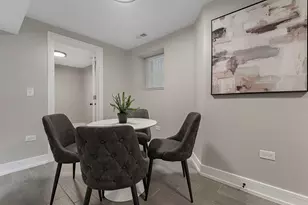 6943 S Calumet Ave, Chicago, IL 60637 - Photo 11
