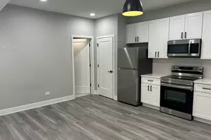 2850 W Harrison St, Chicago, IL 60612 - Photo 5