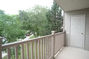 1490 Spring Brook Ct, Round Lake Beach, IL 60073 - Photo 11
