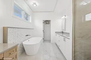 215 N Glade Ave, Elmhurst, IL 60126 - Photo 23
