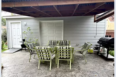 5849 W Wilson Avenue, Chicago, IL 60630 - Photo 29