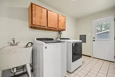 8533 W Sun Valley Drive, Palos Hills, IL 60465 - Photo 13