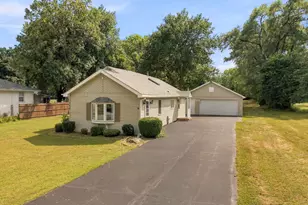 245 W Southmor Rd, Morris, IL 60450 - Photo 29