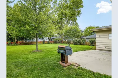 611 E 6th Street, Belvidere, IL 61008 - Photo 45
