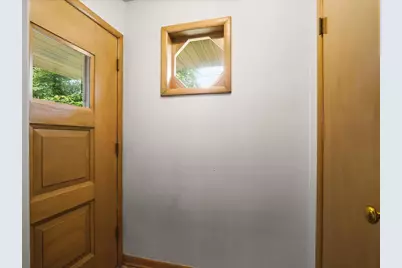 611 E 6th Street, Belvidere, IL 61008 - Photo 7
