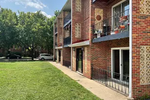6436 W 64th Pl, Chicago, IL 60638 - Photo 3