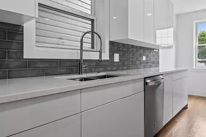 3527 N Kostner Avenue, Chicago, IL 60641 - Photo 11