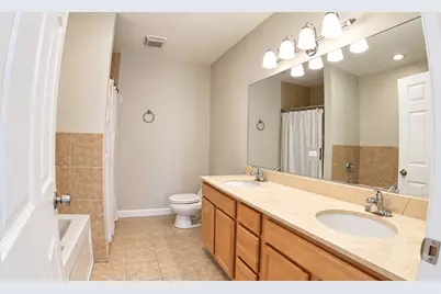 6005 N Kimball Avenue #2A, Chicago, IL 60659 - Photo 15