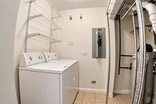 6005 N Kimball Ave, Chicago, IL 60659 - Photo 9