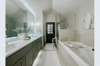 360 W Illinois Street #8A, Chicago, IL 60654 - Photo 7