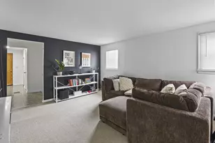 3434 N Nagle Ave, Chicago, IL 60634 - Photo 21