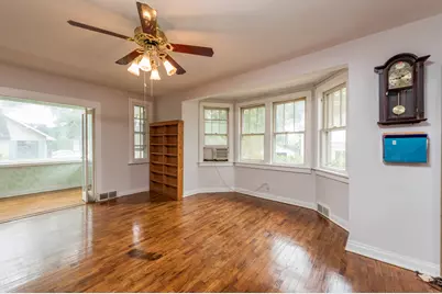 33827 N Oak Street, Grayslake, IL 60030 - Photo 9