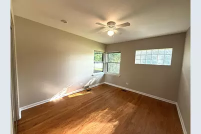 266 S Prospect Avenue, Clarendon Hills, IL 60514 - Photo 15