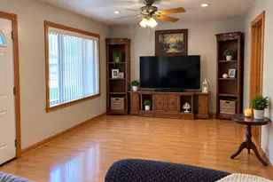 5638 W Wilson St, Monee, IL 60449 - Photo 5