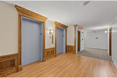 101 Old Oak Drive #215, Buffalo Grove, IL 60089 - Photo 3