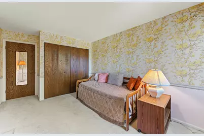 101 Old Oak Drive #215, Buffalo Grove, IL 60089 - Photo 21