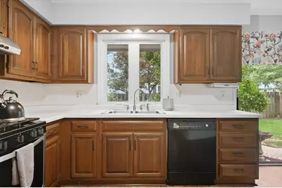 1114 Lexington Lane, Batavia, IL 60510 - Photo 15