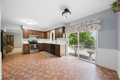 1114 Lexington Lane, Batavia, IL 60510 - Photo 17