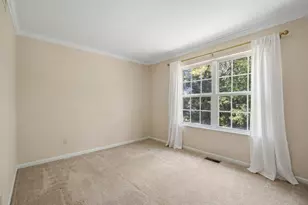 650 Glenbrook Rd, Crystal Lake, IL 60012 - Photo 19