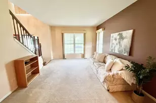 650 Glenbrook Rd, Crystal Lake, IL 60012 - Photo 9