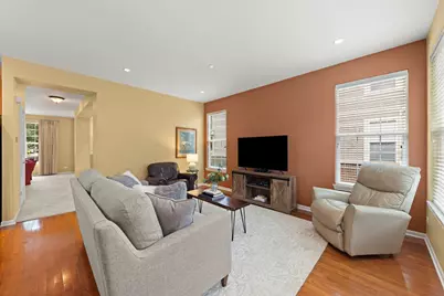 353 Bradbury Lane, Bartlett, IL 60103 - Photo 7