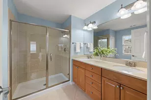 353 Bradbury Ln, Bartlett, IL 60103 - Photo 15