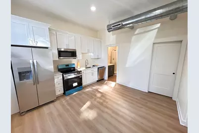 2057 W Roscoe Street #1R, Chicago, IL 60618 - Photo 7