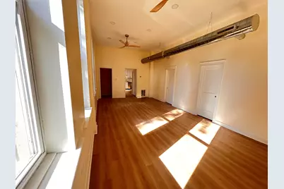 2057 W Roscoe Street #1R, Chicago, IL 60618 - Photo 13