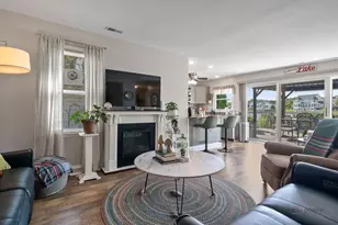 903 Madison Ave, Wauconda, IL 60084 - Photo 5
