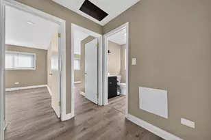 17089 Crane Ave, Hazel Crest, IL 60429 - Photo 21