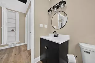 17089 Crane Ave, Hazel Crest, IL 60429 - Photo 13