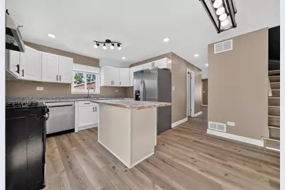 17089 Crane Avenue, Hazel Crest, IL 60429 - Photo 5