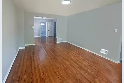 11142 S Emerald Avenue, Chicago, IL 60628 - Photo 5