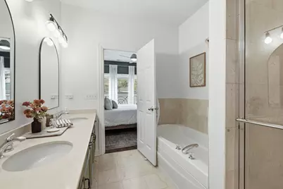524 N Hermitage Avenue #2, Chicago, IL 60622 - Photo 17
